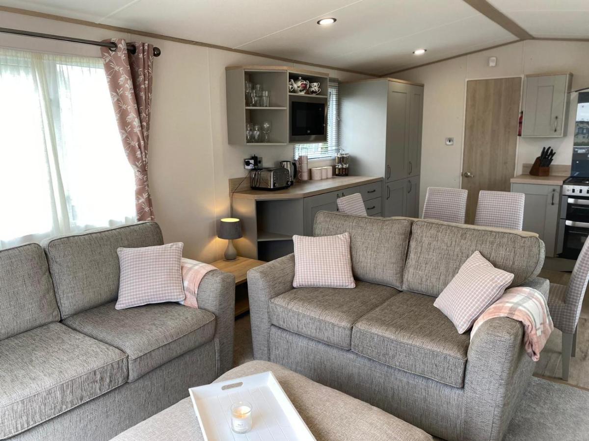 Lake District Prestige Caravan, 3 Bedrooms, Sleeps 8 On Haven Holiday Park Flookburgh Extérieur photo
